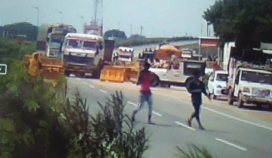 अवैध बजरी को रोकने के लिए ये कैसी पुलिस सुरक्षा व्यवस्था