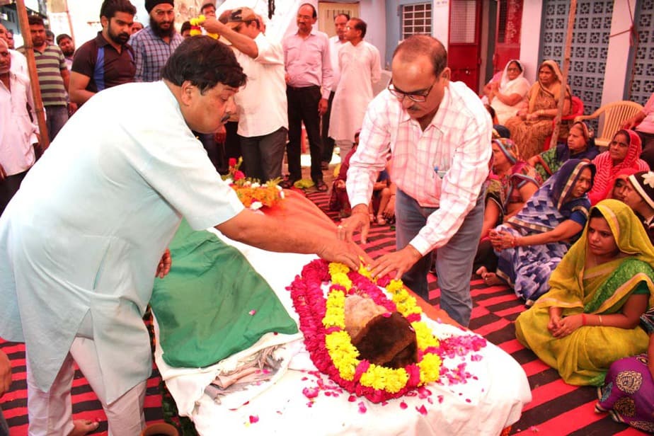 92-year-old freedom fighter, Sarnani, Mukut Bihari Lal, who did not get away from the English government's six