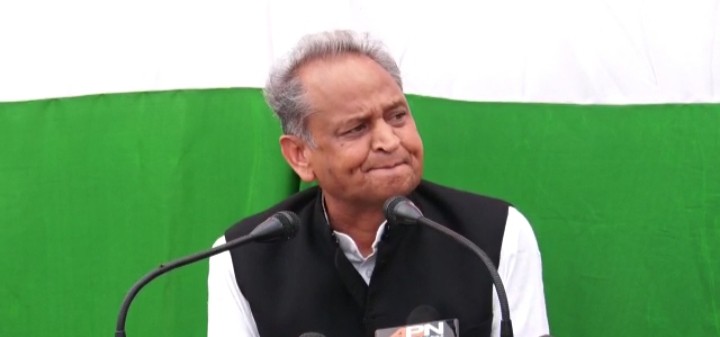 Gehlot becomes a big magician in the state, know how to become a mass leader dainikreporters