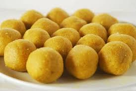 Conflict over changing laddu, firing on two sides