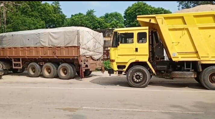 3 trailers filled with illegal gravel, one dumped JCB, seven arrested