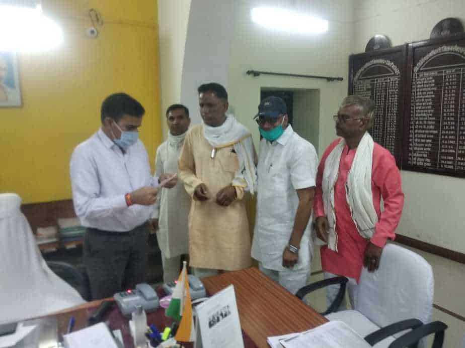 Tonk / कोरोना वायरस पीड़ितों के लिए यादव अहीर समाज ने दिया फंड