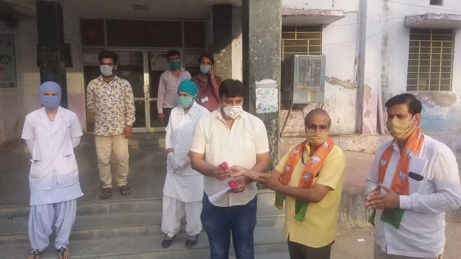 देवली : भाजपा ने किया कोरोना फाइटर का सम्मान