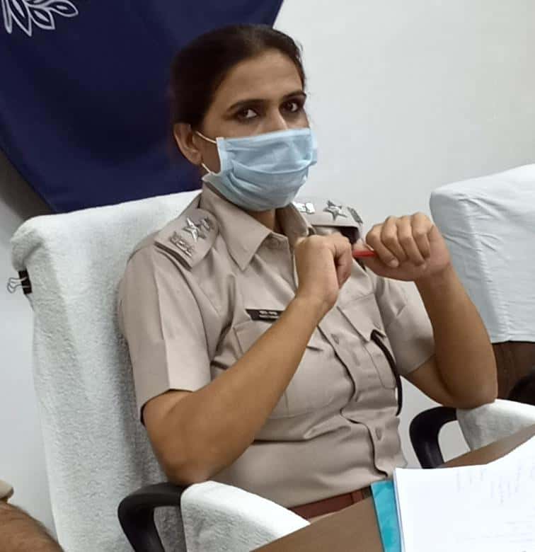 Lady Singham IPS Preeti Chandra