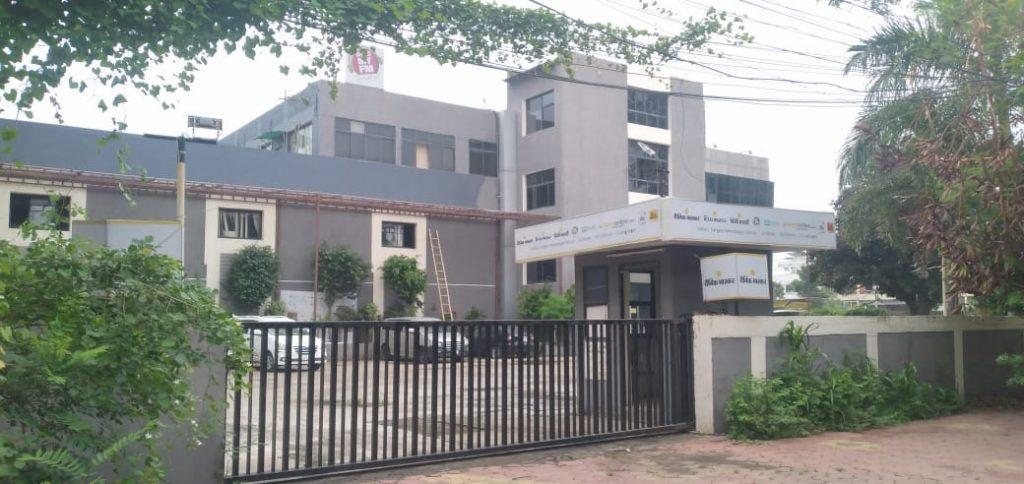 भास्कर अखबार समूह के देशभर में आयकर के छापे, अखबार मालिको में मची खलबली