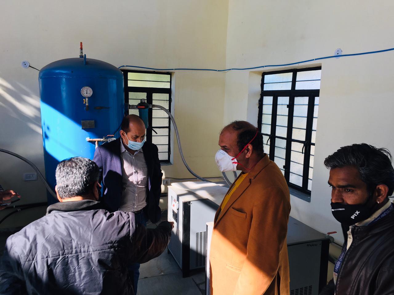 inspected the oxygen plant centers in Bhilwara