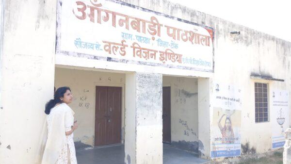 Tonk Collector Chinmayi Gopal has suspended 5 teachers and instructed for disciplinary action against 11