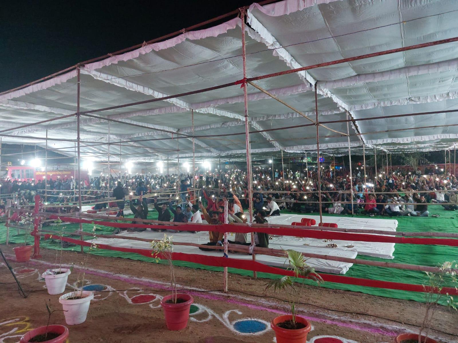 Desh bhakti songs filled with enthusiasm, Bollywood and Rajasthani songs tied the knot, the audience danced