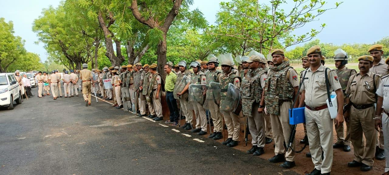भीलवाड़ा में वर्तमान हालात को लेकर कलेक्टर मोदी व एसपी सिद्धू ने आज की मार्क ड्रील , क्या