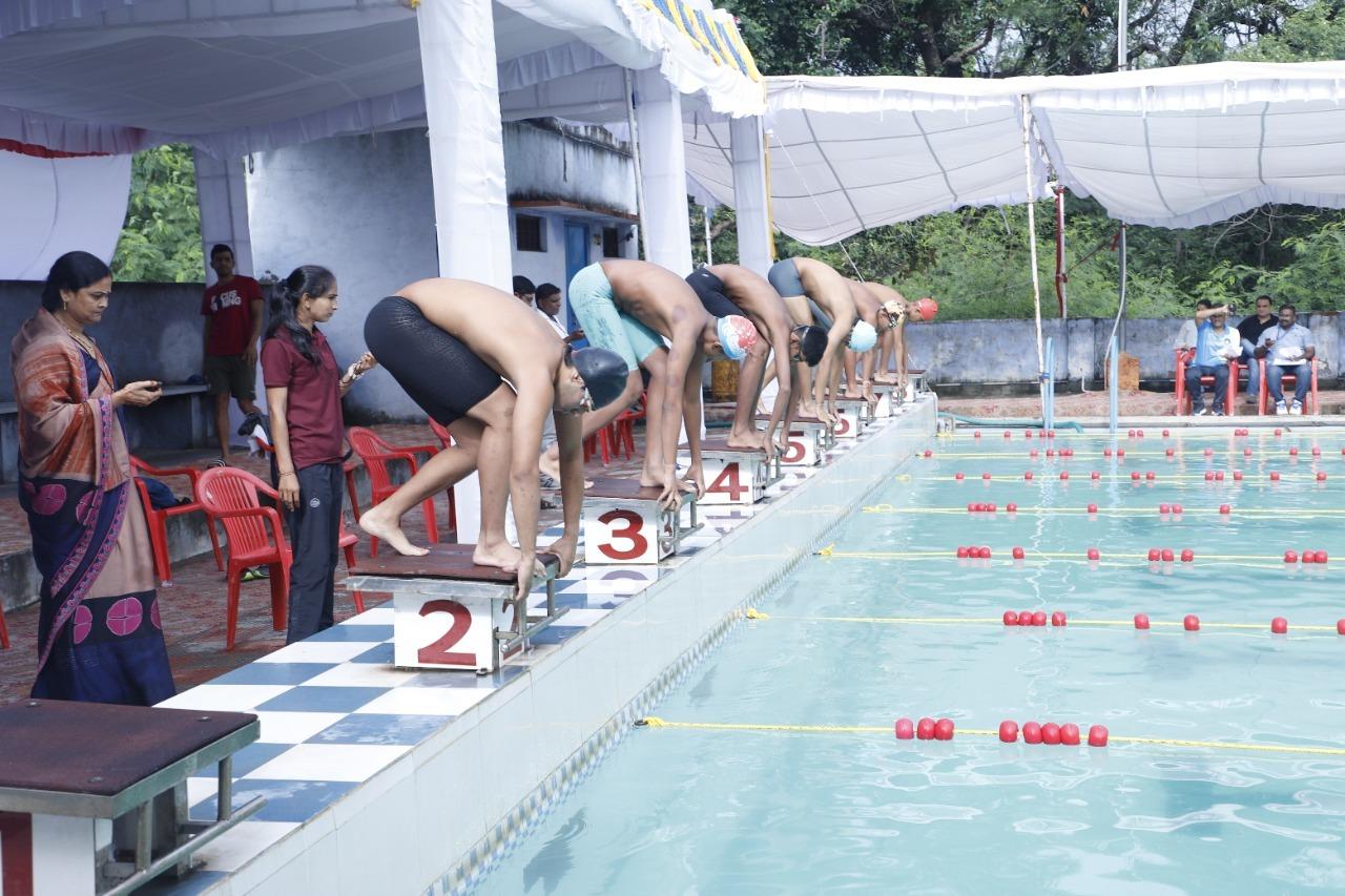 Swimmers of Jaipur, Udaipur and host Bhilwara dominated, made records