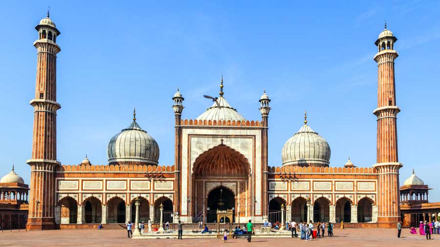 Ban on women living alone in Delhi Jama Masjid