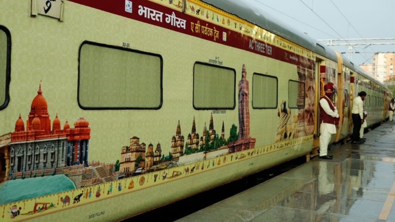 Now 5 Jyotirling Darshan Yatra by Bharat Gaurav Tourist Train, from February 4