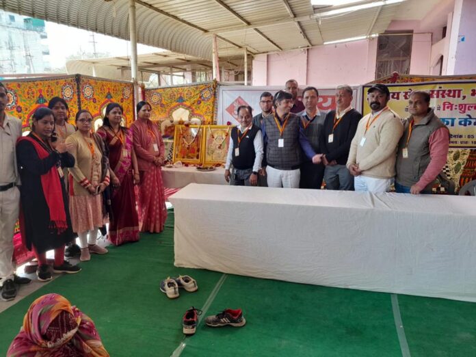 Bhilwara 700 patients came to the free eye check-up camp, 121 marked for operation Bhilwara 700 patients came to the free eye check-up camp, 121 marked for operation