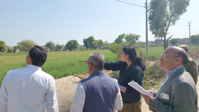 Tonk District Collector Chinmayi Gopal reviewed the ongoing road construction works in Tonk city, people will get relief soon