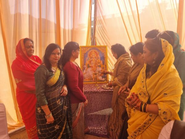 A two-day women's seminar was organized under the auspices of the All India Shri Tak Mahasabha. beginning