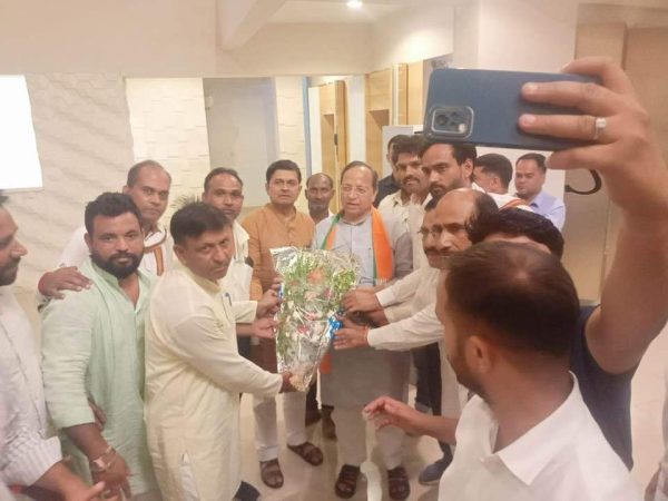 राजस्थान भाजपा प्रभारी सिंह के सामने जहाजपुर भाजपाइयों ने किया विधायक गोपीचंद का विरोध