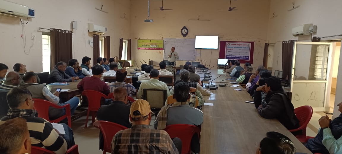 लोकसभा आम चुनाव 2024 के लिए मतदान दल अधिकारियों को दिया जा रहा है प्रथम प्रशिक्षण