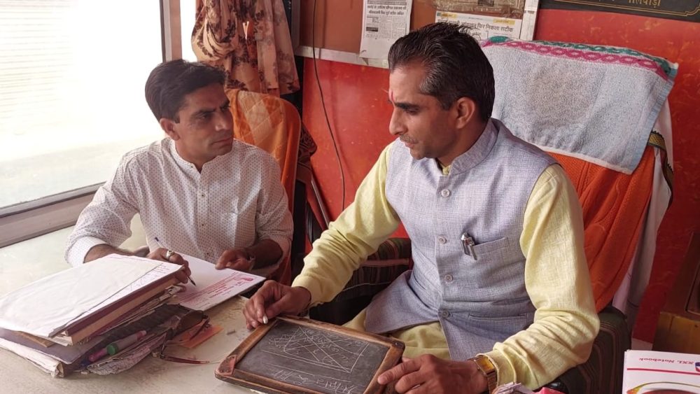 सूर्य,गुरु,शनि ग्रह की चाल एनडीए को केंद्र में वापस दिलाऐंगी सत्ता ,बुध, राहु केतु इंडिया गठबंधन को देंगे झटका, मोदी की होगी हैड ट्रिक तीसरी बार बनेंगे पीएम